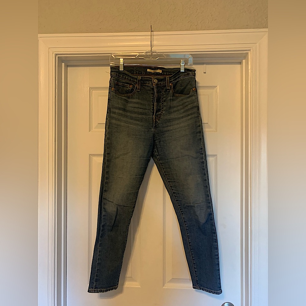 Levi’s‎ Wedgie Skinny ankle jean 28 EUC